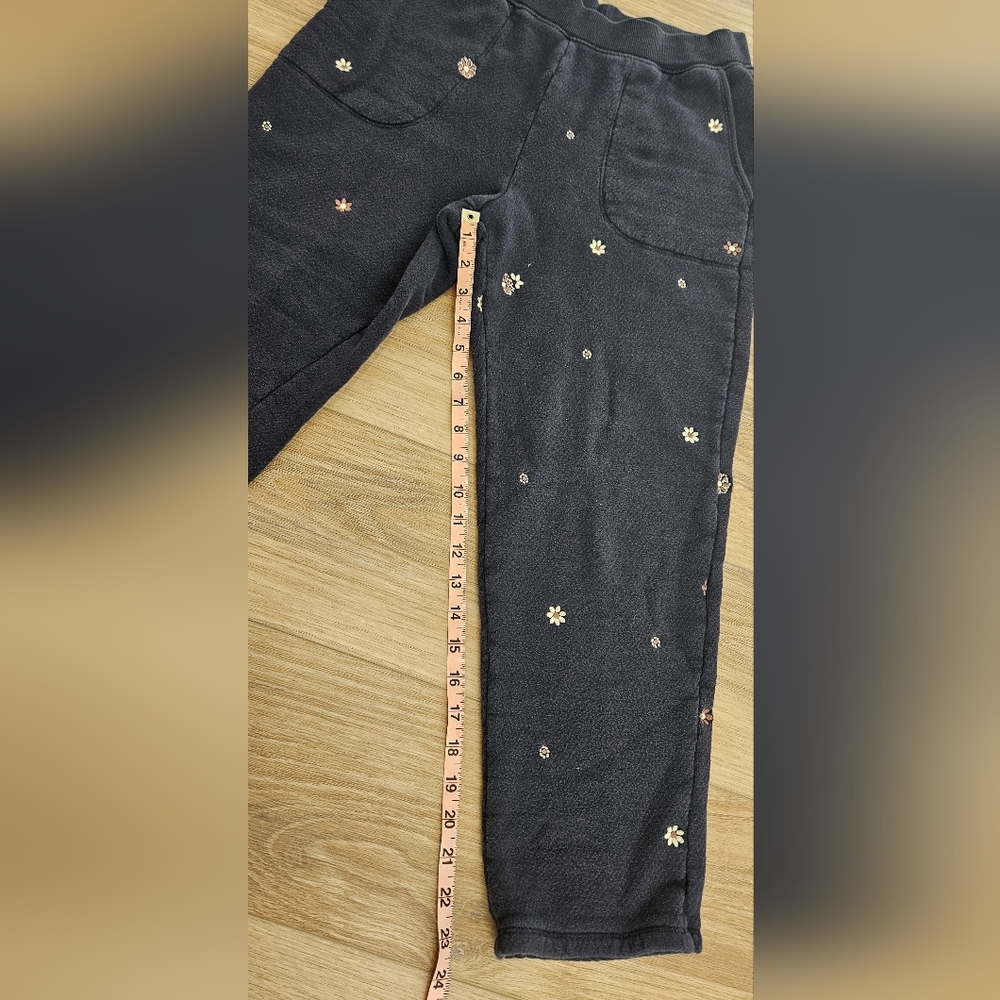 MWL Airyterry Floral Embroidered Tapered Sweatpants: Stitched-Pocket Edition M - Picture 8 of 10
